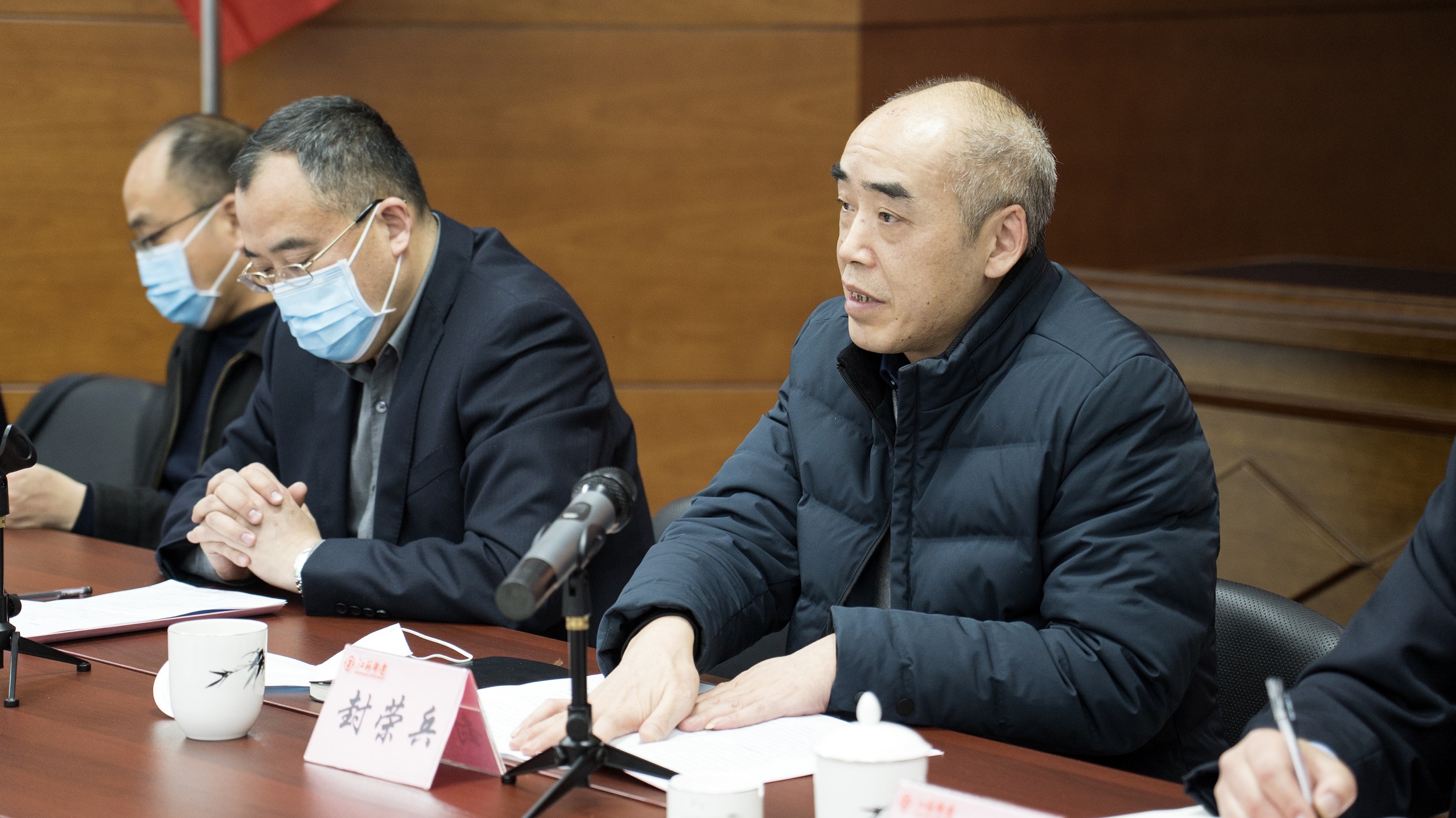 1611560330564740.jpg 257272572.jpg