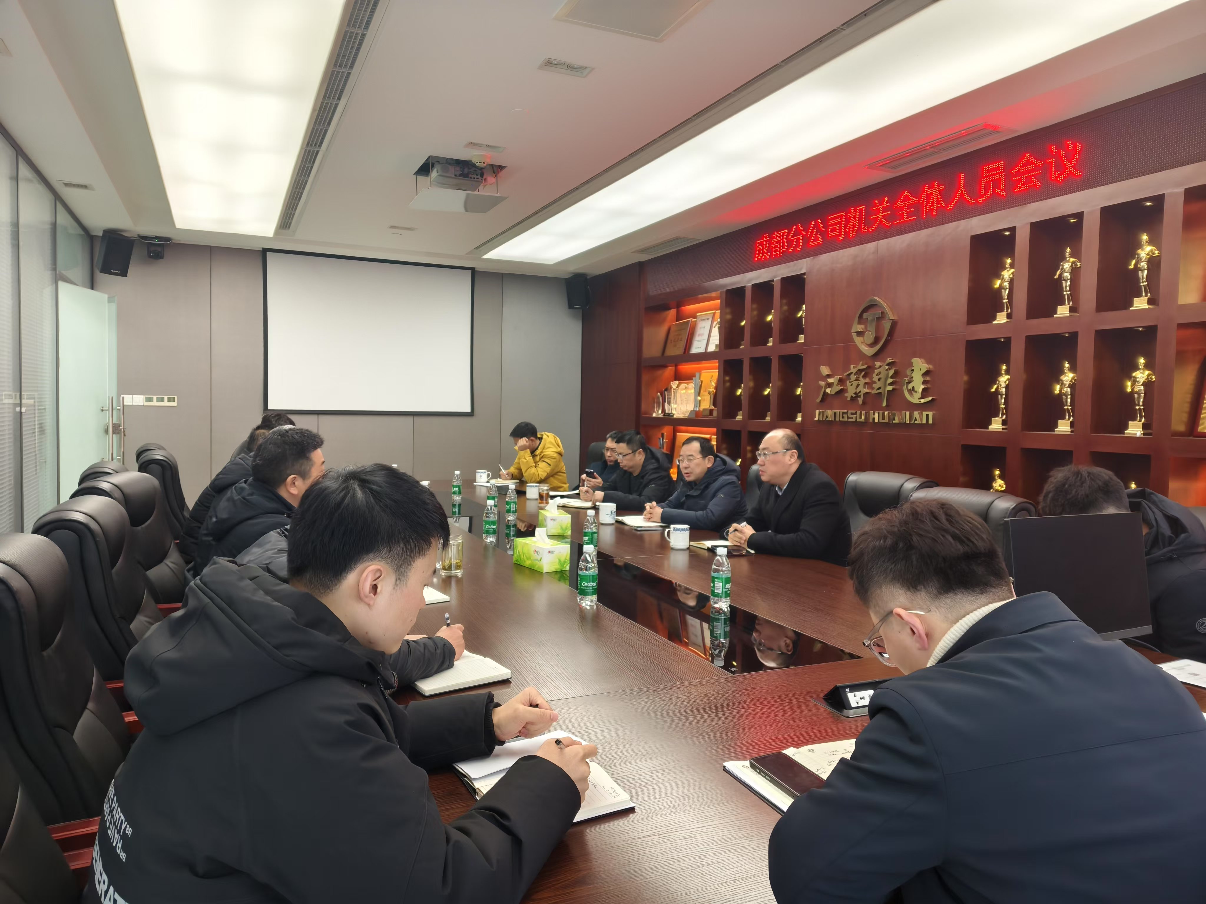 1740619803144203.jpg e135ec57aa005cd9fdb4c482019f84c.jpg